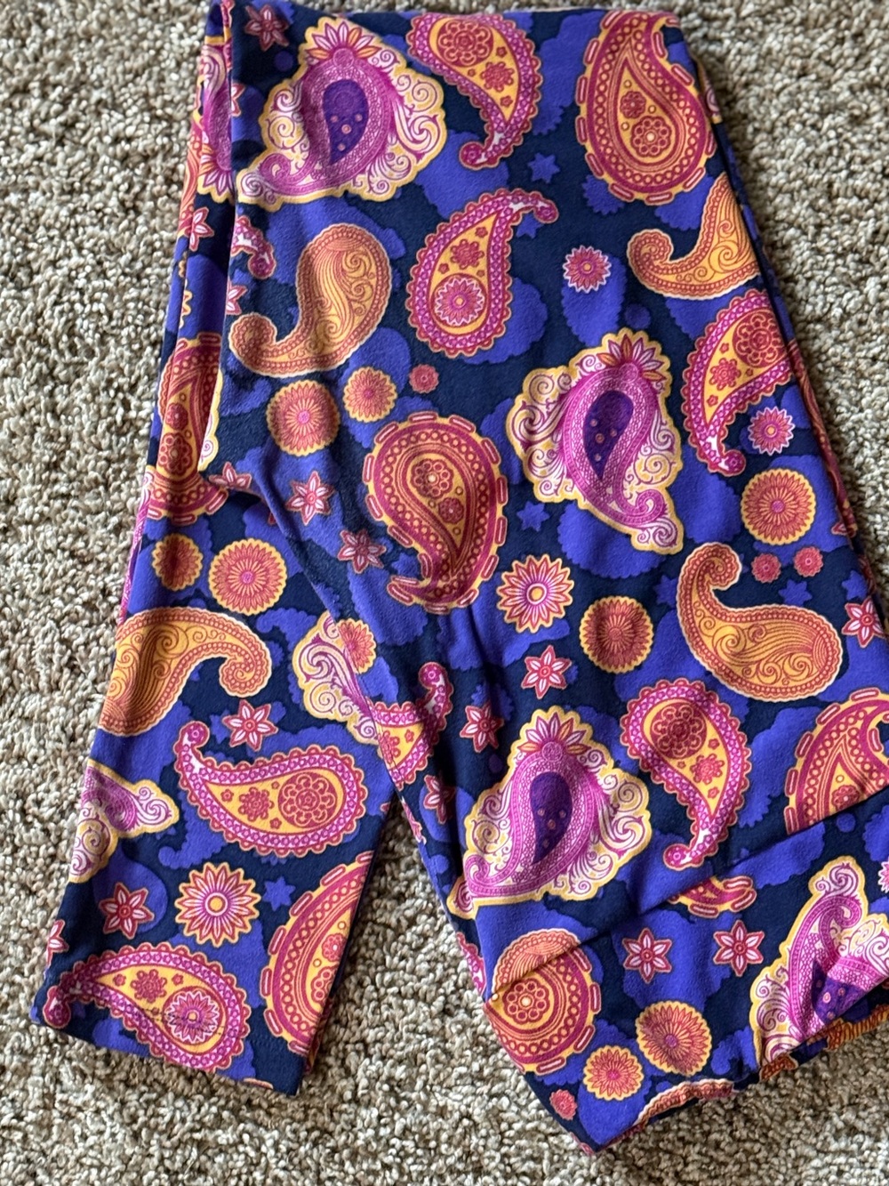 LuLaRoe Willow Multicolor Paisley Leggings